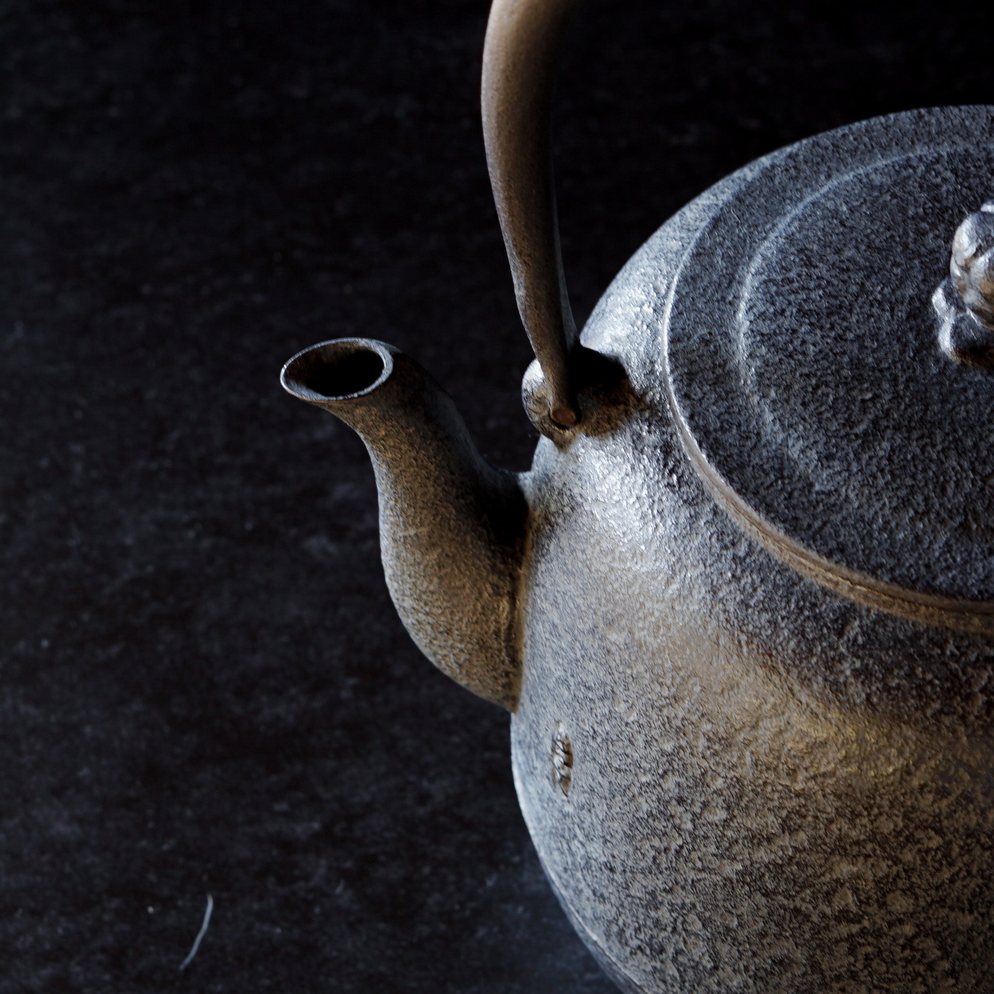 鉄瓶 なつめ（山形・長文堂）