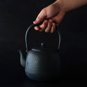 鉄瓶 なつめ（山形・長文堂） – 暮らしの道具Coquette