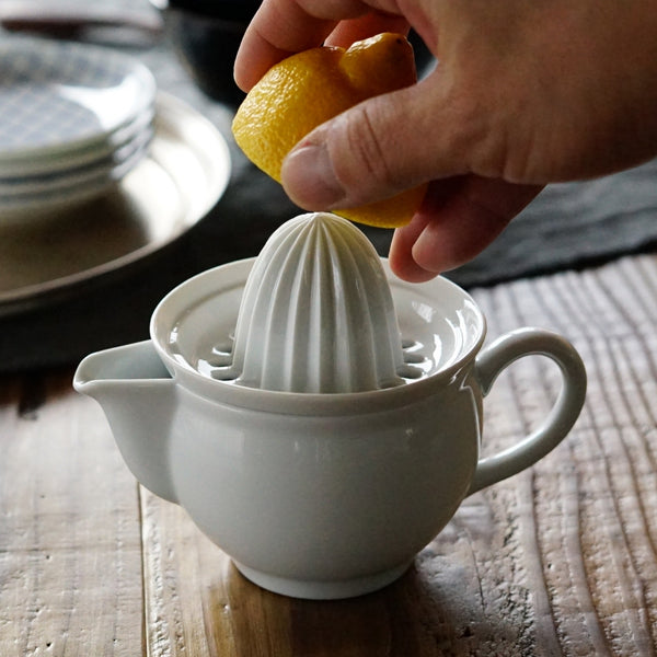 ジューサー レモン絞り器（東屋） – 暮らしの道具Coquette